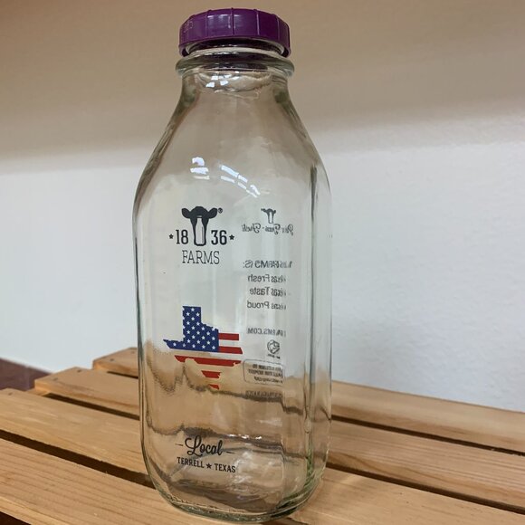 BOTTLE - 32oz 1836 FARMS glass milk bottle purple cap Terrell Texas, FLAG 10" - Picture 2 of 9